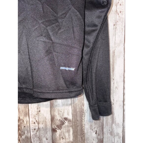 Patagonia Women's Capilene Black 1/4 Zip Long-Sleeve Performance Pullover Large - Picture 2 of 6